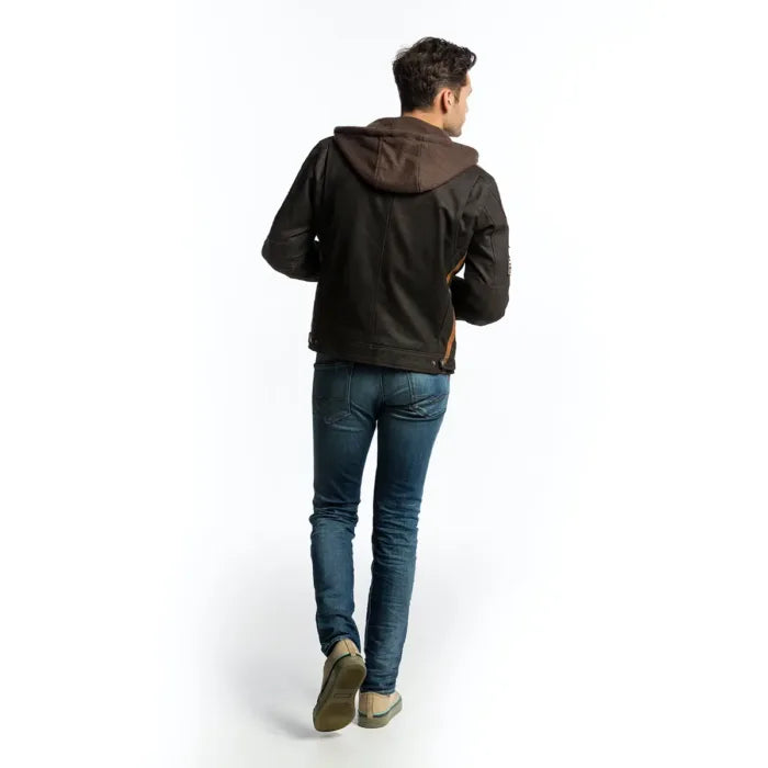 Fifty Eight Men Skipper